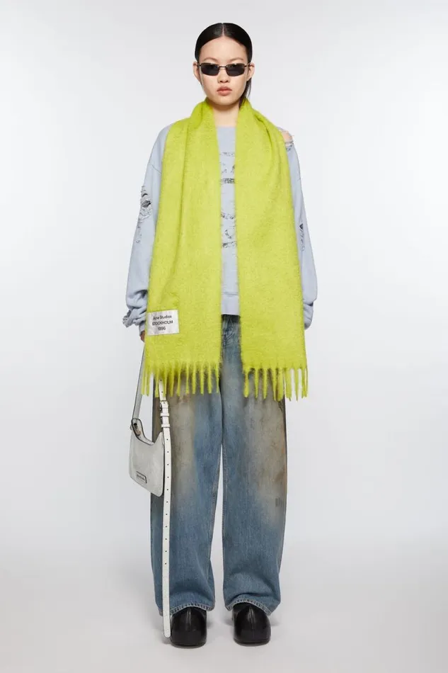 Acne Studios Fringe Alpaca Scarf Neon Green Women Scarves Acne Studios Fringe Alpaca Scarf Neon Green Women Scarves
