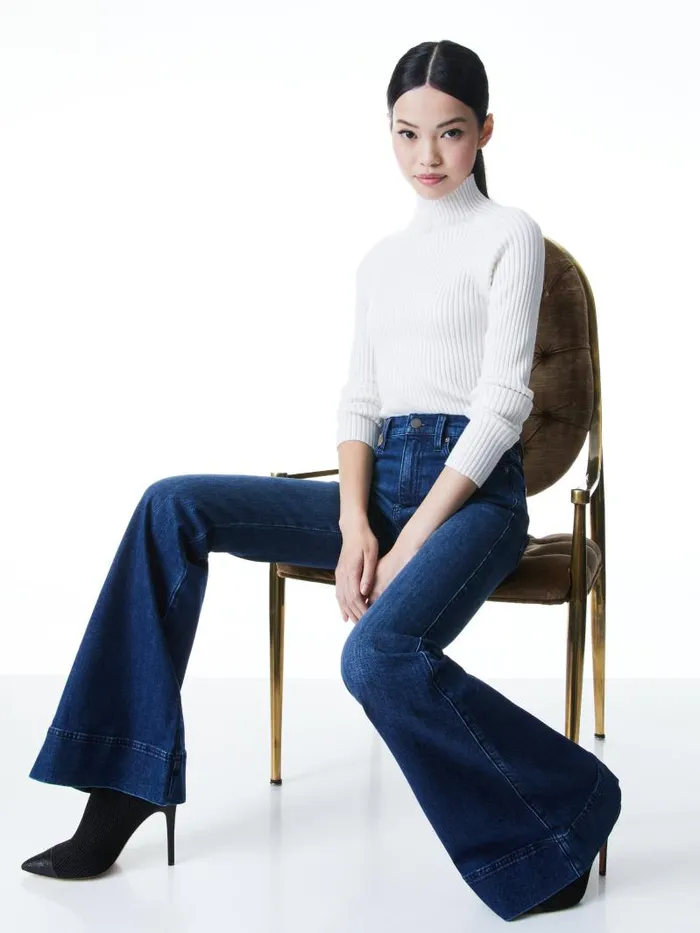 Alice Olivia BEAUTIFUL HIGH RISE BELL JEAN Love Train Women Jeans