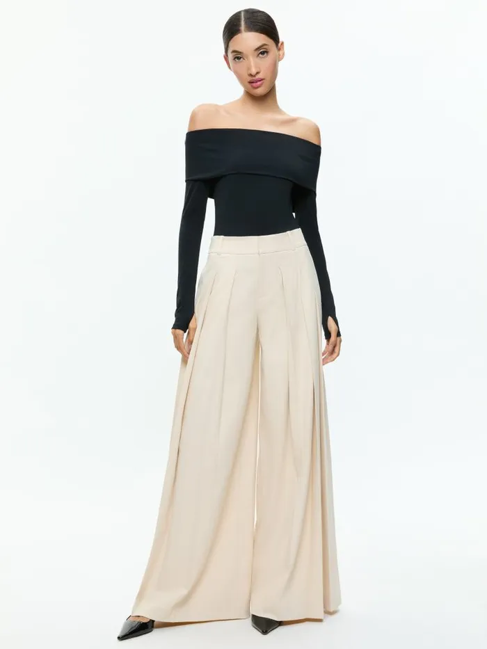 Alice Olivia ELIA OFF THE SHOULDER BODYSUIT Black Women Tops