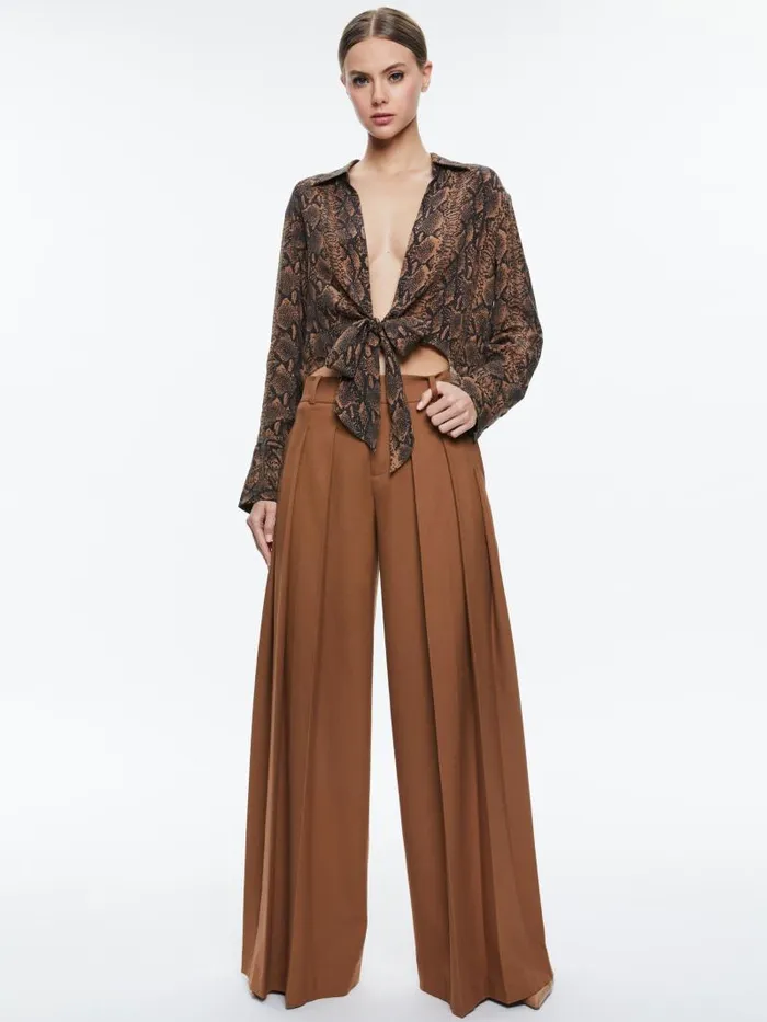 Alice Olivia HANNON TIE FRONT BLOUSE Camelblack Snake Women Tops