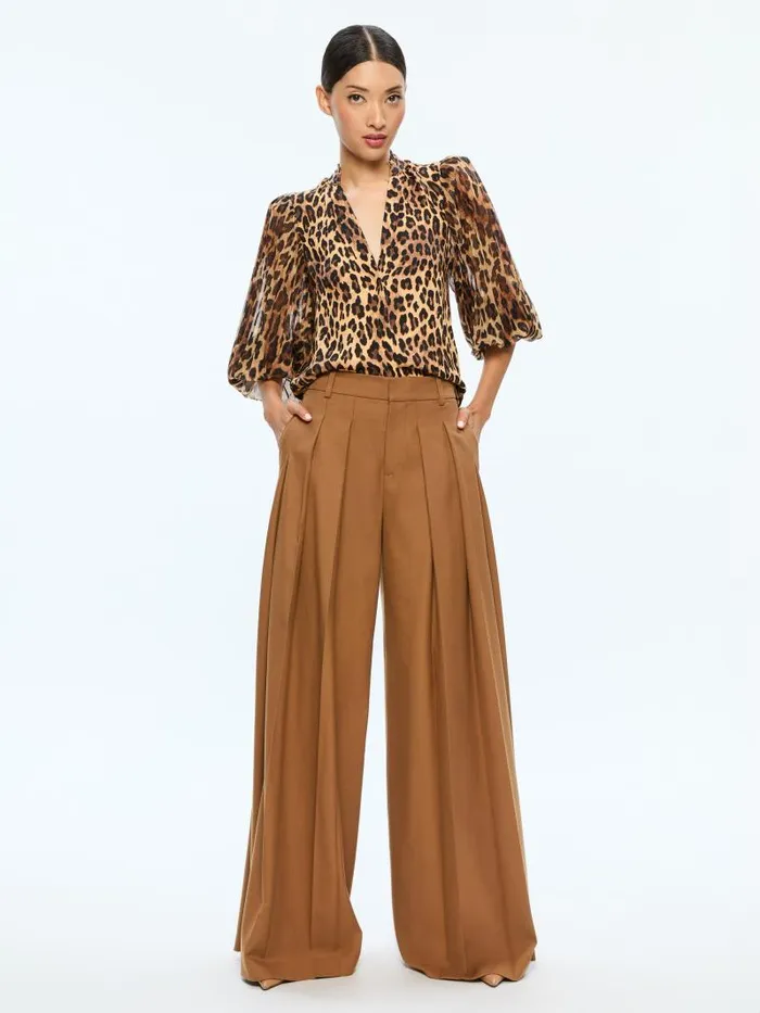 Alice Olivia ILAN BUTTON FRONT BLOUSE Spotted Leopard Dark Tan Women Tops