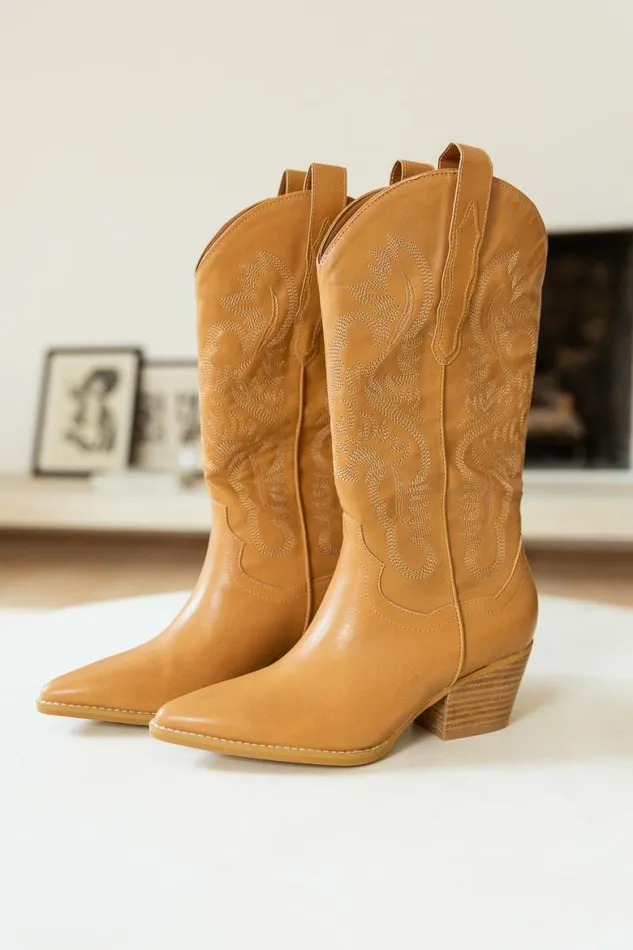 Amaya Cowgirl Boots In Camel Camel Women Bohme Shoes