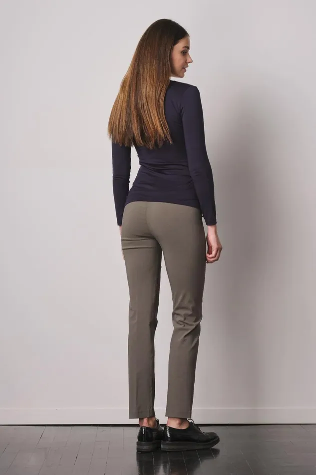 Avenue Montaigne LILI Signature Olive Green Women Pants Avenue Montaigne LILI Signature Olive Green Women Pants