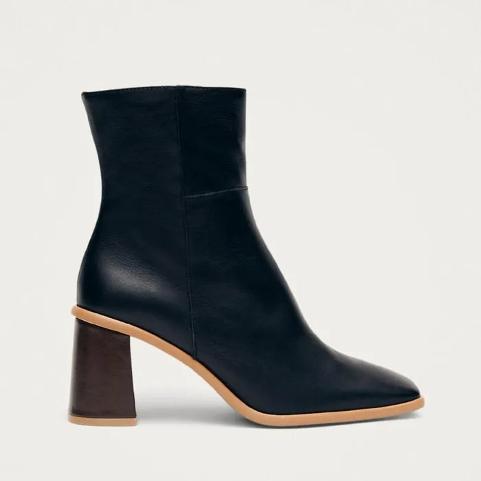 Boots Women ALOHAS West Vintage Black Leather Ankle Boots