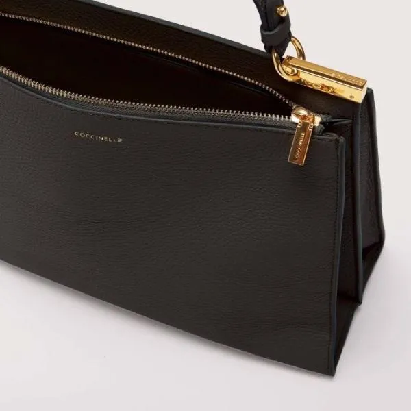 Coccinelle Binxie Medium Noir Women Coccinelle Top Handle Bag Coccinelle Binxie Medium Noir Women Coccinelle Top Handle Bag