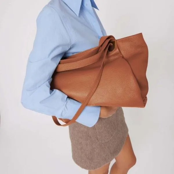 Coccinelle Oliver Medium Cuir Women Coccinelle Tote Bags Coccinelle Oliver Medium Cuir Women Coccinelle Tote Bags