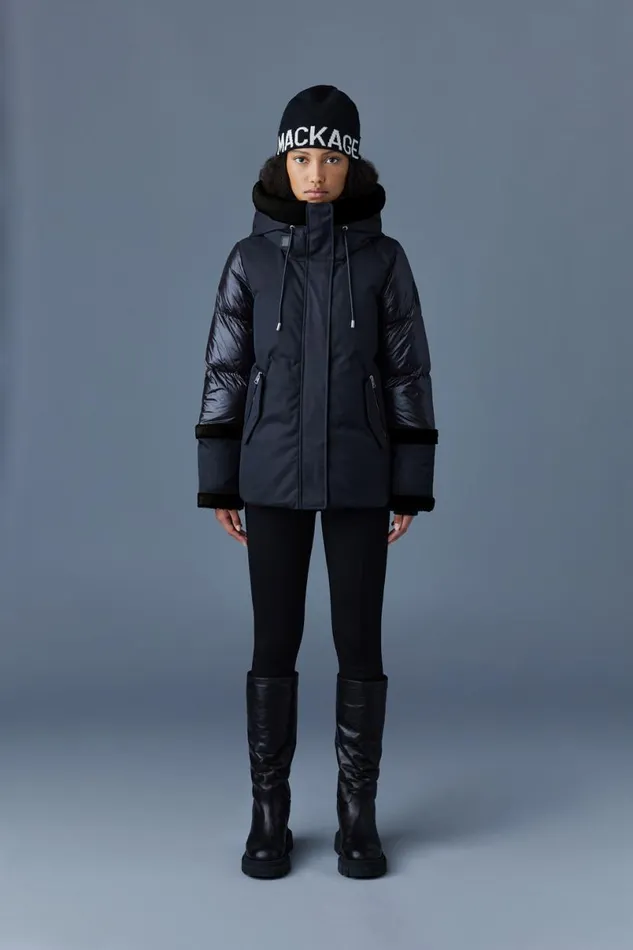 Downs and Jackets Women Mackage CYRAH Arctic Twill Down Jacket With Shearling Trim Blackcream Downs and Jackets Women Mackage CYRAH Arctic Twill Down Jacket With Shearling Trim Blackcream