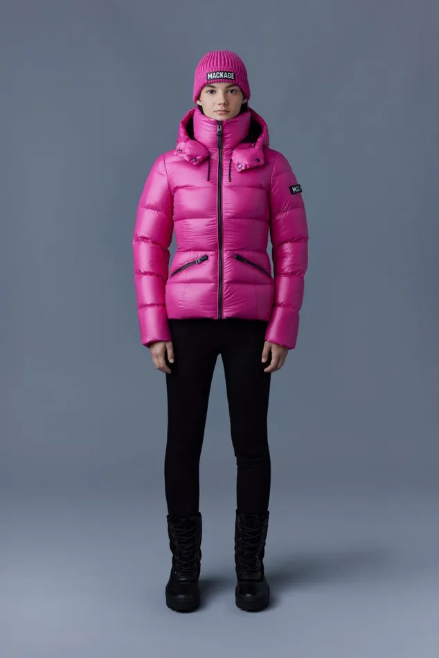Downs and Jackets Women Mackage MADALYN Lustrous Light Down Jacket With Hood For Ladies White Downs and Jackets Women Mackage MADALYN Lustrous Light Down Jacket With Hood For Ladies White