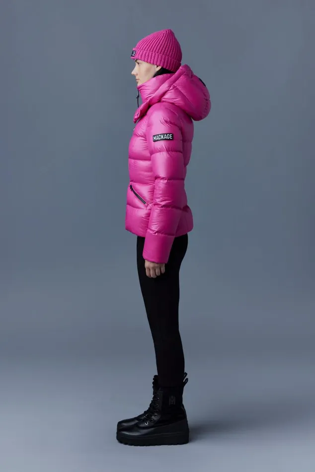 Downs and Jackets Women Mackage MADALYN Lustrous Light Down Jacket With Hood For Ladies White Downs and Jackets Women Mackage MADALYN Lustrous Light Down Jacket With Hood For Ladies White