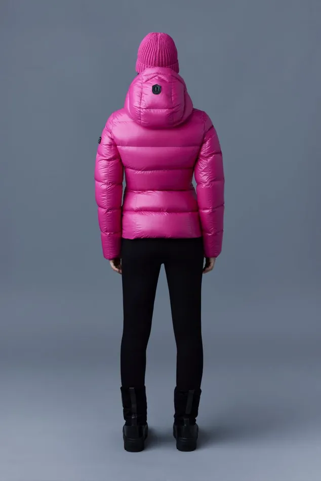 Downs and Jackets Women Mackage MADALYN Lustrous Light Down Jacket With Hood For Ladies White Downs and Jackets Women Mackage MADALYN Lustrous Light Down Jacket With Hood For Ladies White