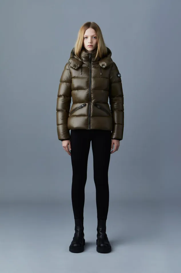Downs and Jackets Women Mackage MADALYN Lustrous Light Down Jacket With Hood For Ladies White Downs and Jackets Women Mackage MADALYN Lustrous Light Down Jacket With Hood For Ladies White