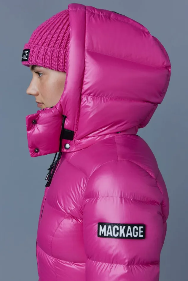 Downs and Jackets Women Mackage MADALYN Lustrous Light Down Jacket With Hood For Ladies White Downs and Jackets Women Mackage MADALYN Lustrous Light Down Jacket With Hood For Ladies White