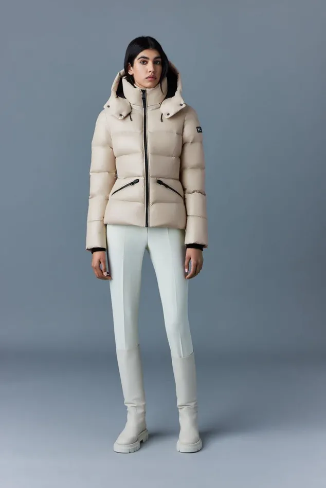 Downs and Jackets Women Mackage MADALYN Lustrous Light Down Jacket With Hood For Ladies White Downs and Jackets Women Mackage MADALYN Lustrous Light Down Jacket With Hood For Ladies White