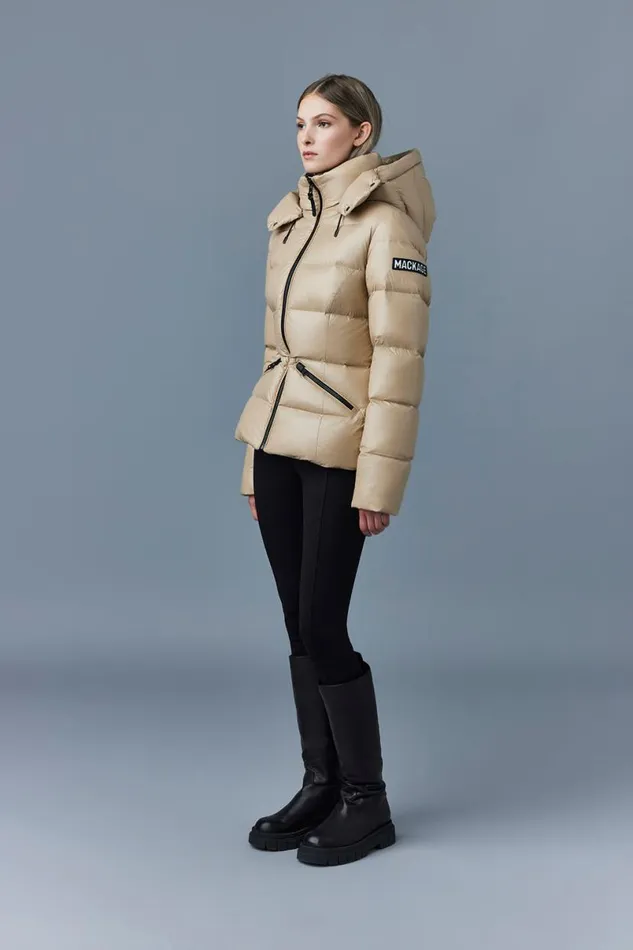 Downs and Jackets Women Mackage MADALYN Lustrous Light Down Jacket With Hood For Ladies White Downs and Jackets Women Mackage MADALYN Lustrous Light Down Jacket With Hood For Ladies White