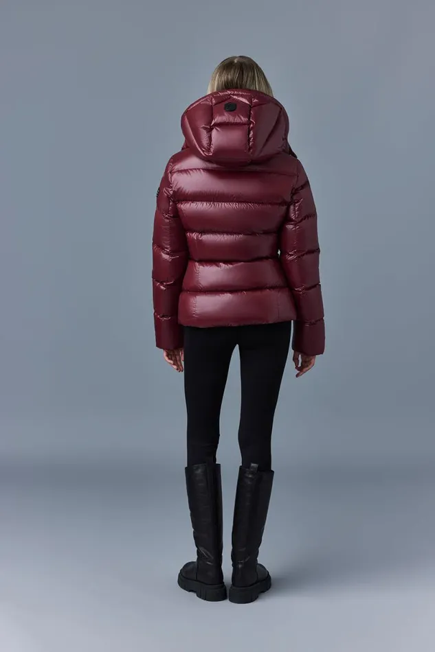 Downs and Jackets Women Mackage MADALYN Lustrous Light Down Jacket With Hood For Ladies White Downs and Jackets Women Mackage MADALYN Lustrous Light Down Jacket With Hood For Ladies White