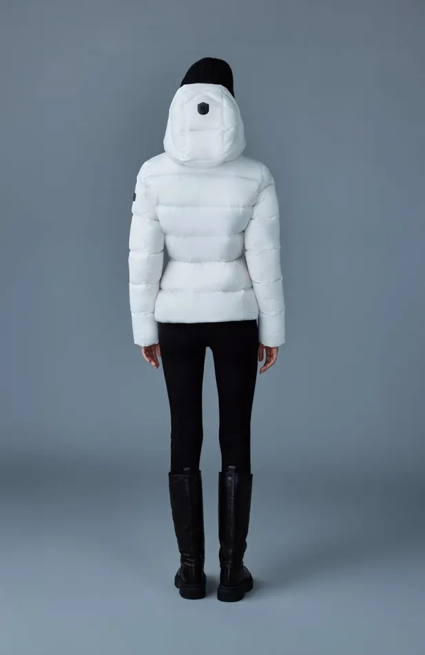 Downs and Jackets Women Mackage MADALYN Lustrous Light Down Jacket With Hood For Ladies White Downs and Jackets Women Mackage MADALYN Lustrous Light Down Jacket With Hood For Ladies White