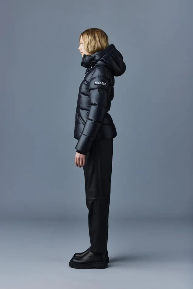 Downs and Jackets Women Mackage MADALYN Lustrous Light Down Jacket With Hood For Ladies White Downs and Jackets Women Mackage MADALYN Lustrous Light Down Jacket With Hood For Ladies White