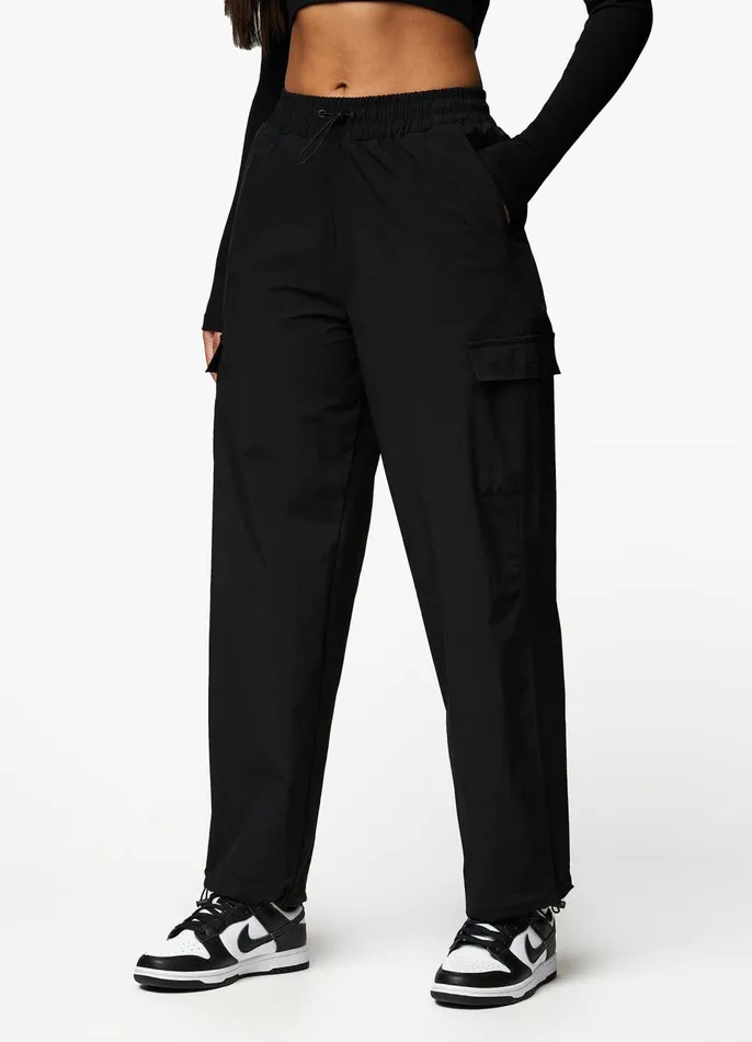 Gym King Joggers Women Utility Woven Cargo Pant 8211 Black
