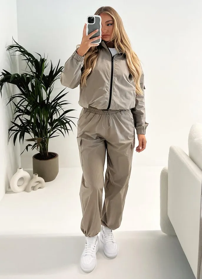 Gym King Outerwear Women Utility Woven Jacket 8211 Mocha