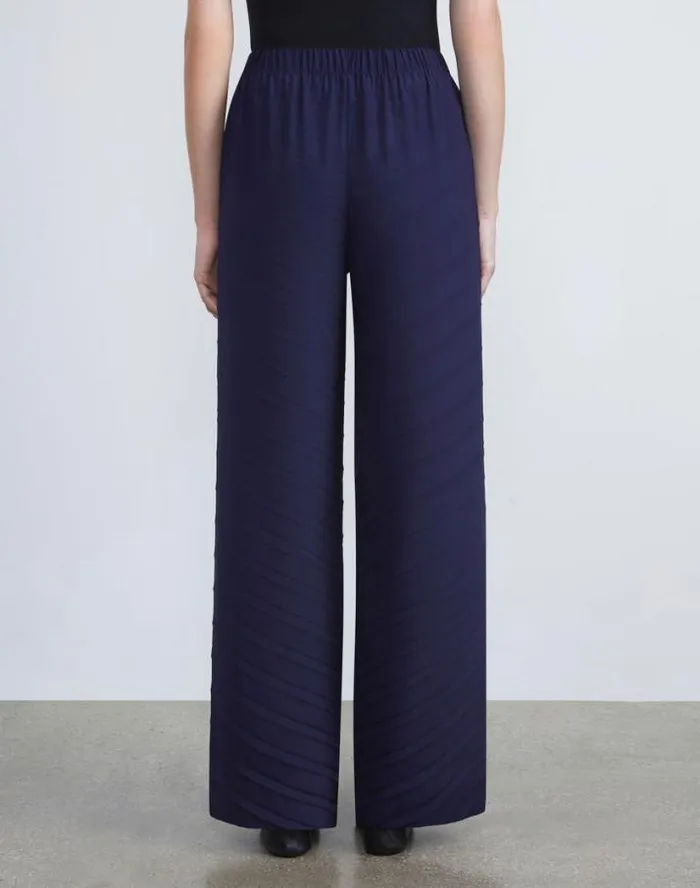 Lafayette 148 New York Sateen Diagonal Pleat Riverside Pant Midnight Blue Ready To Wear Pants and Shorts