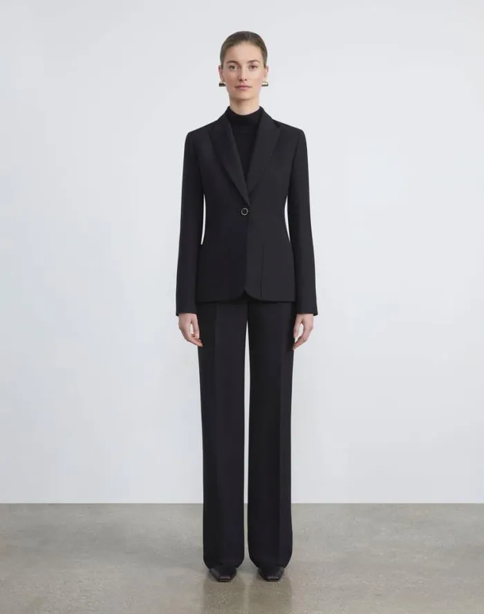 Lafayette 148 New York WoolSilk Crepe Peak Lapel Blazer Black Ready To Wear Jackets and Blazers