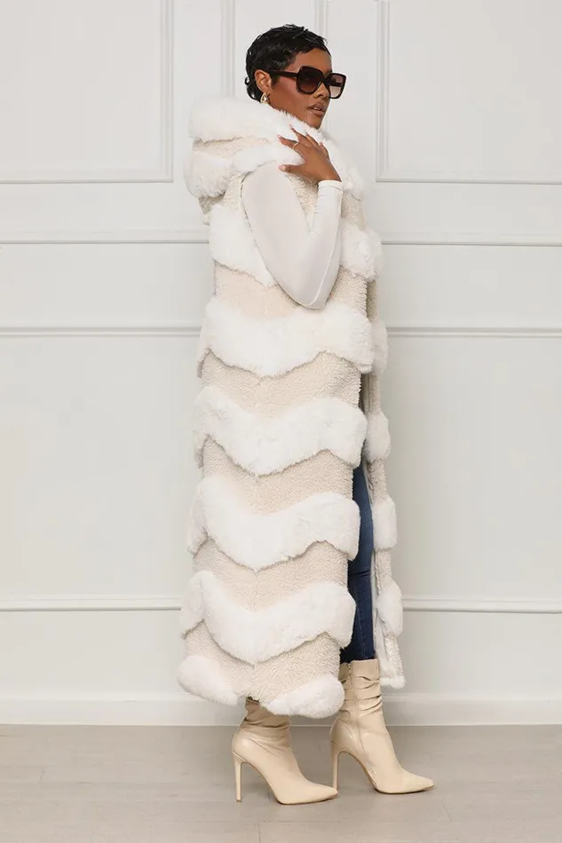 Lilly039s Kloset Jackets and Coats Women Winter Hues Longline Faux Fur Vest Cream FINAL SALE