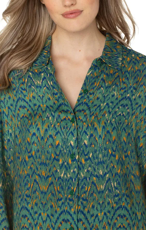 Liverpool Los Angeles BUTTON UP WOVEN BLOUSE Emerald Ikat Print Women WOVEN TOPS