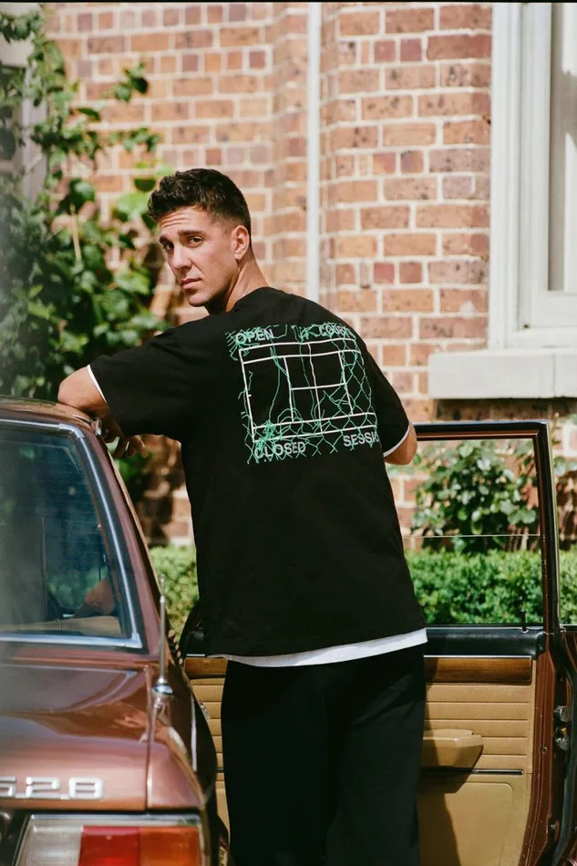 Men Activewear Cotton On Active Kokkinakis TShirt Lcn Tk Black Open Courts