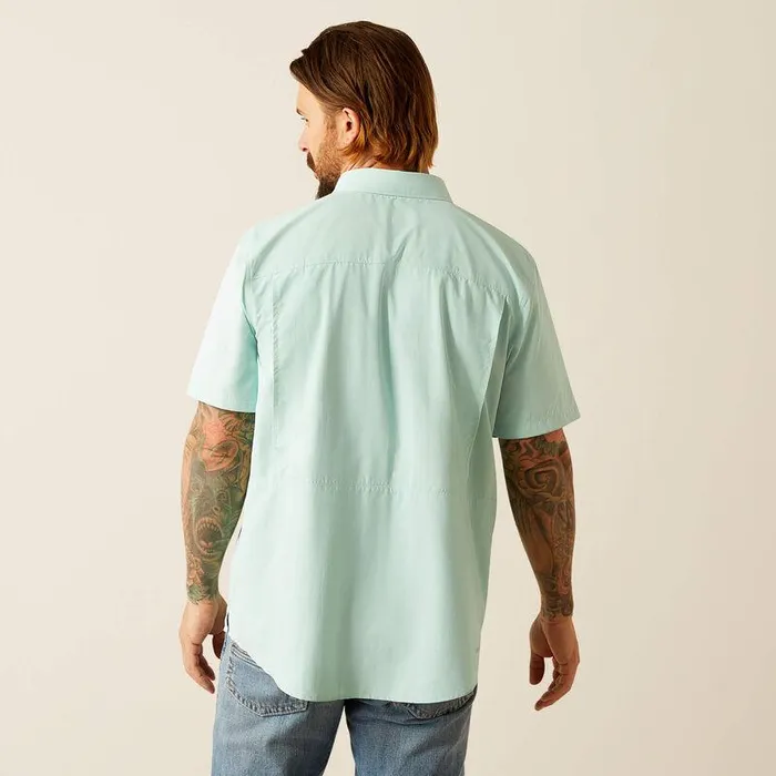 Men Button Down Shirts Ariat VentTEK Outbound Fitted Shirt Eggshell Blue Men Button Down Shirts Ariat VentTEK Outbound Fitted Shirt Eggshell Blue