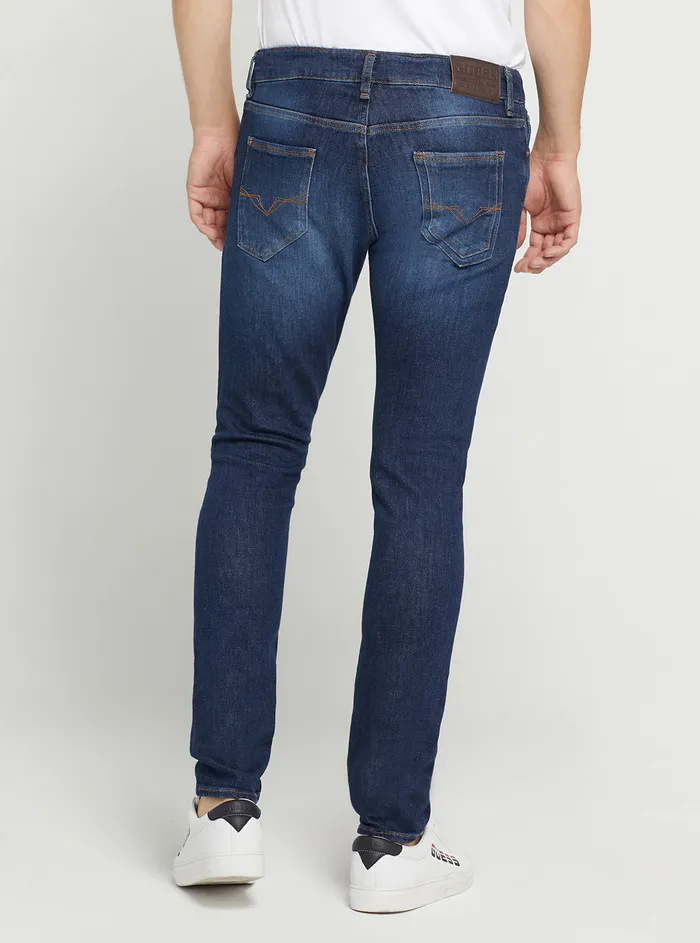 Men Denim GUESS Eco Lowrise Skinny Miami Denim Jeans In Carry Dark Wash
