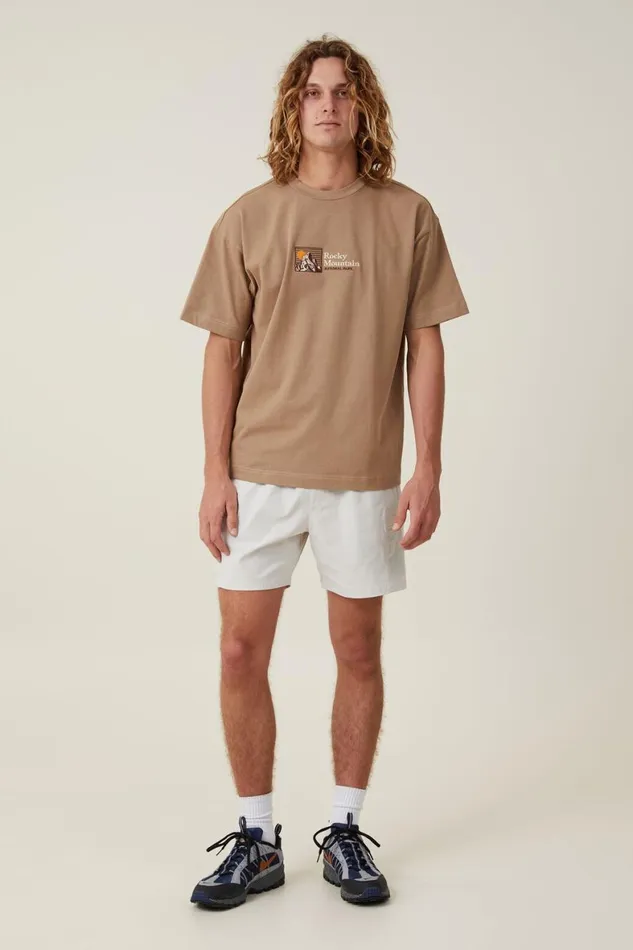 Men Graphic TShirts Cotton On Box Fit Graphic TShirt Tauperocky Mountains