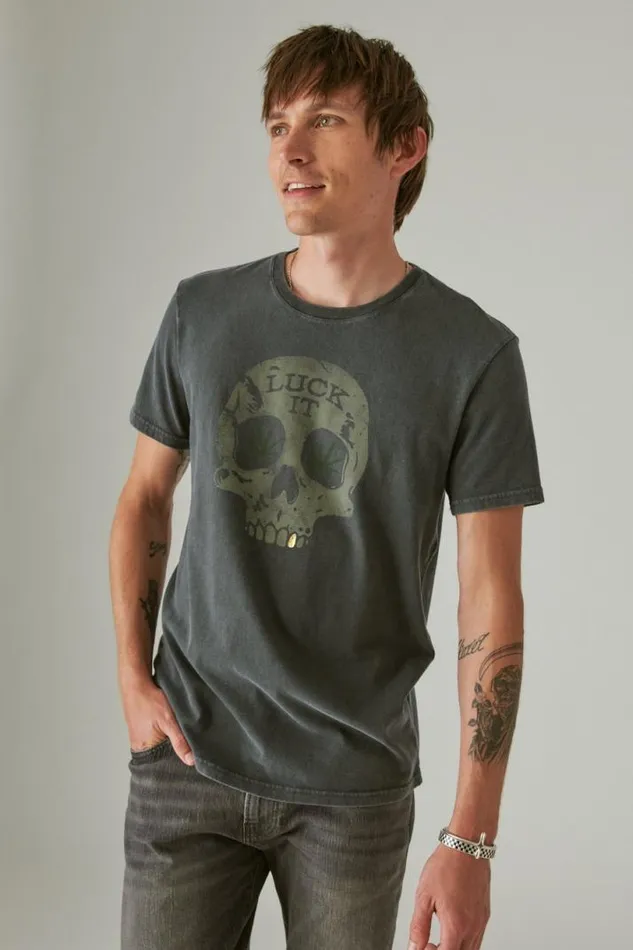 Men Lucky Brand Graphic Tees Skull Luck It Raven
