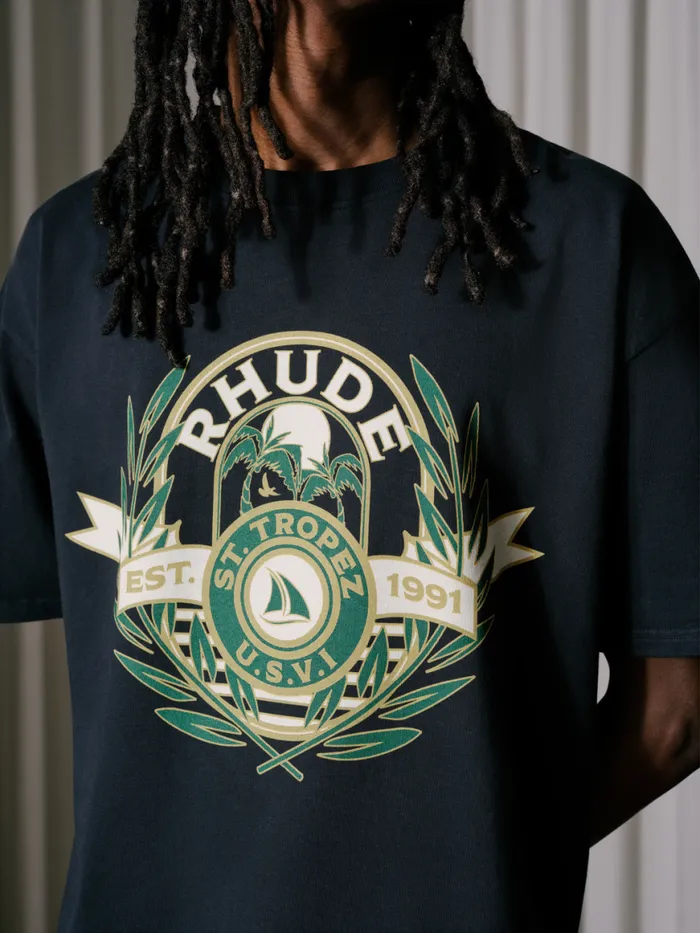 Men Rhude Tees ST TROPEZ YACHT CREST TEE Vtg Black Men Rhude Tees ST TROPEZ YACHT CREST TEE Vtg Black