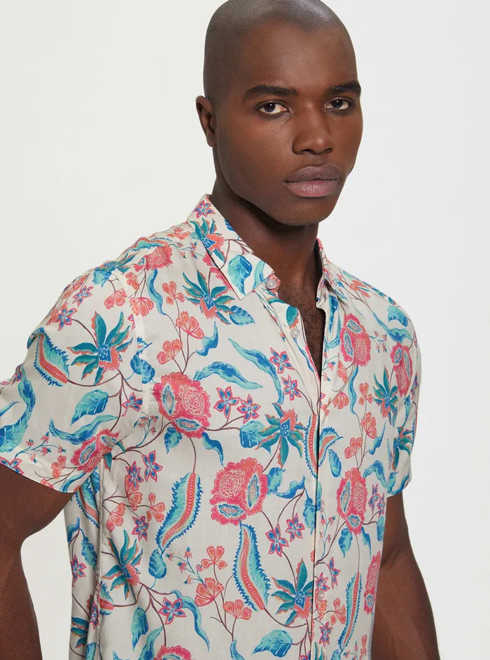 Men Shirts GUESS Eco Floral Estate Rayon Shirt Men Shirts GUESS Eco Floral Estate Rayon Shirt