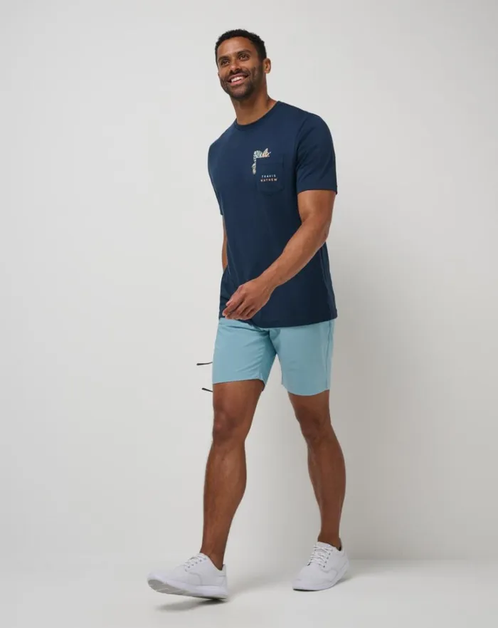 Men Shorts TravisMathew TECH CHINO SHORT 8IN Cameo