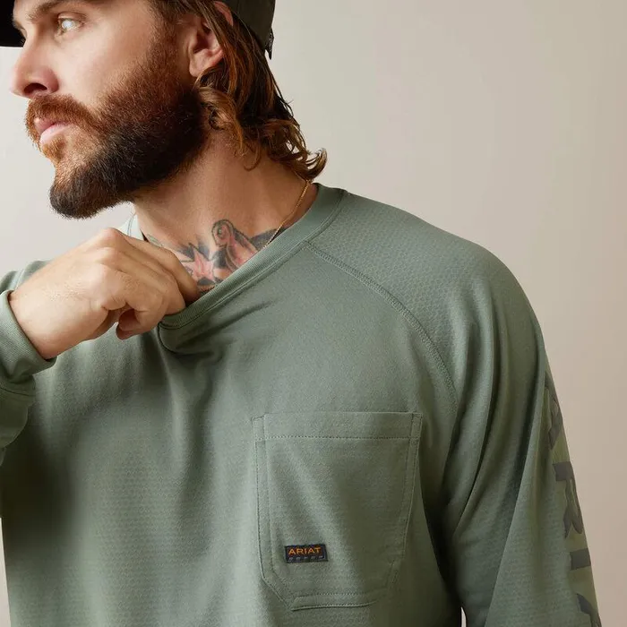 Men TShirts and Polos Ariat Rebar Heat Fighter TShirt Lily Padand Periscope