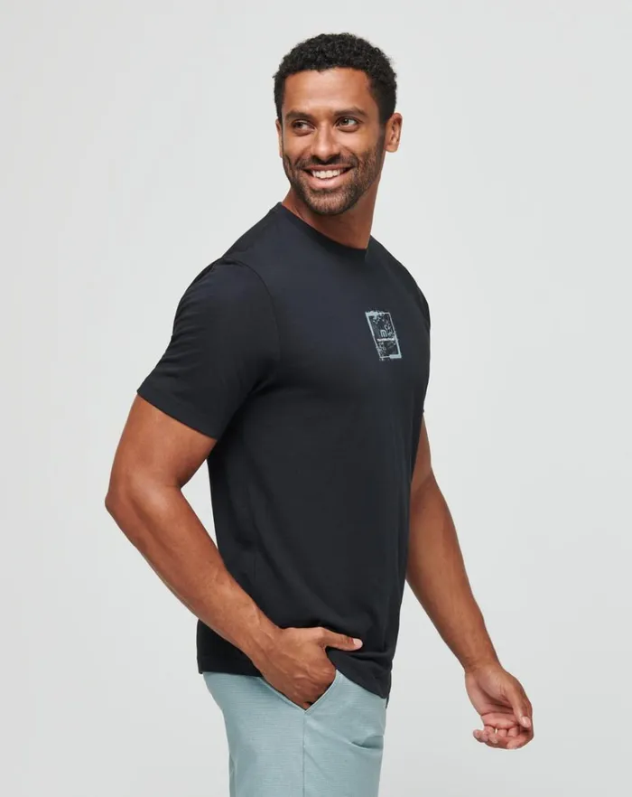 Men Tees TravisMathew LIVING ALOHA TEE Black Men Tees TravisMathew LIVING ALOHA TEE Black