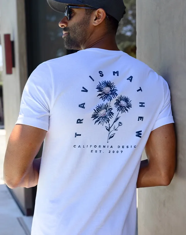 Men Tees TravisMathew LOYALTY PROGRAM TEE White Men Tees TravisMathew LOYALTY PROGRAM TEE White