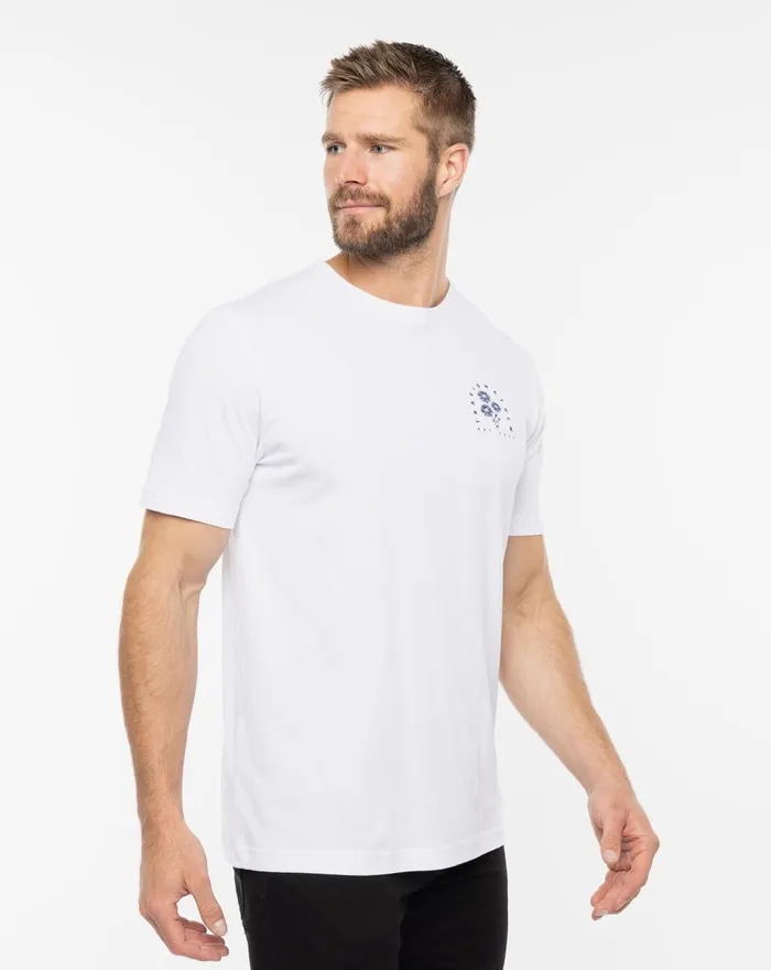Men Tees TravisMathew LOYALTY PROGRAM TEE White Men Tees TravisMathew LOYALTY PROGRAM TEE White