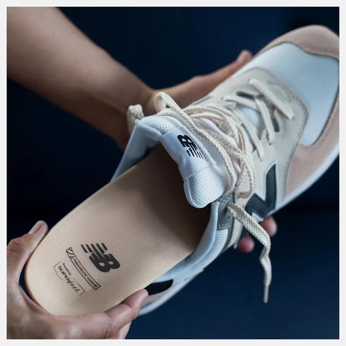 MenWomen Casual Therapeutic Black With Grey New Balance Insoles