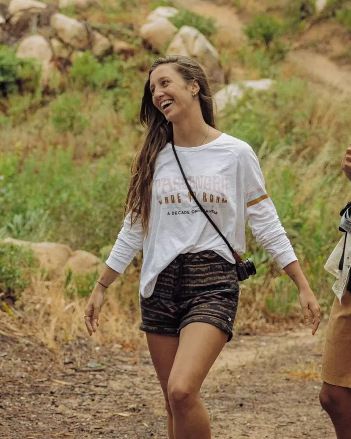 Passenger Clothing La Sarena Recycled Cotton Oversized LS TShirt White Women Tops and TShirts