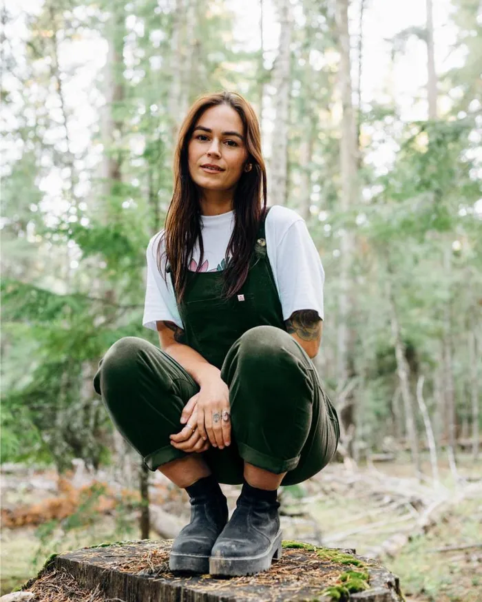 Passenger Clothing Meadows Organic Cotton Cord Dungarees Fir Tree Women Dungarees and Trousers