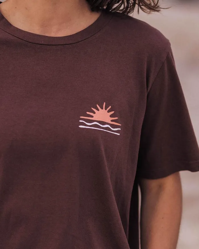 Passenger Clothing Rolling Slow Recycled Cotton TShirt Chestnut Women Tops and TShirts