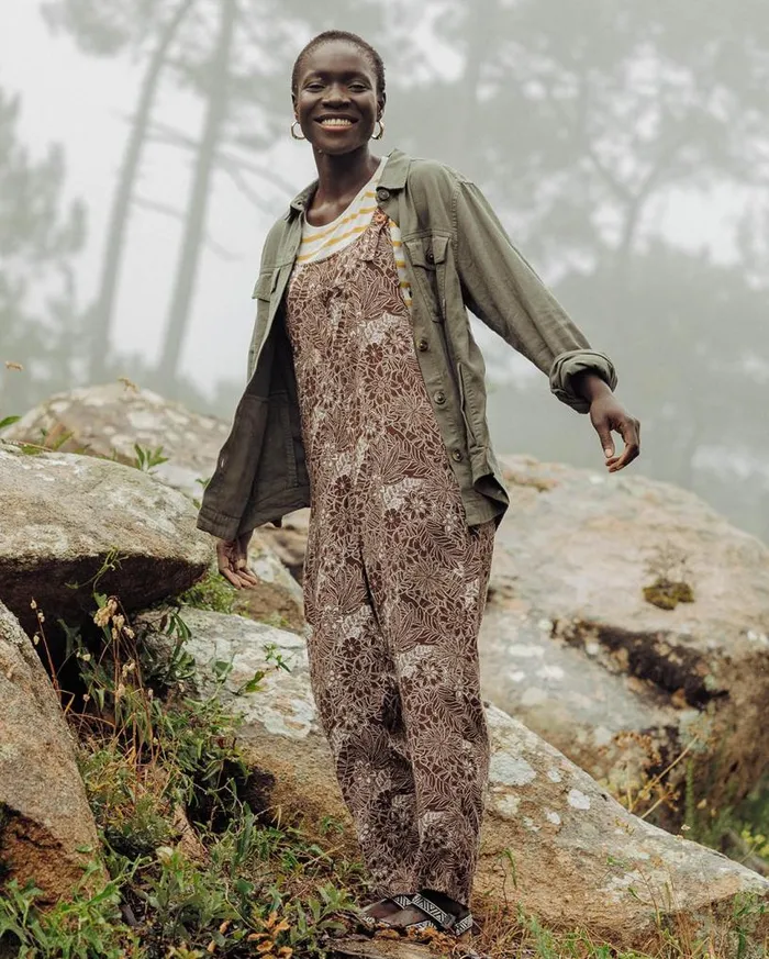 Passenger Clothing Serenity Organic Cotton Dungarees Chestnut Floral Pattern Women Dungarees and Trousers