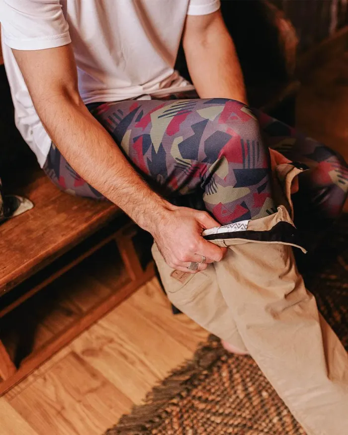 Passenger Clothing Venture Recycled Base Layer Legging Charcoal Camo Pattern Men Activewear