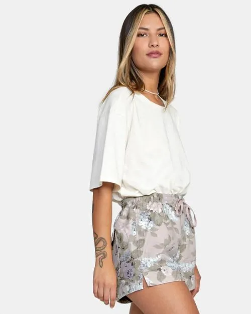 Rvca Camp Sawyer Elastic Waist Shorts Oatmeal Women Shorts and Skirts