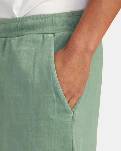 Rvca PTC Elastic Walkshorts 18034 Spinach Men Shorts and Hybrids