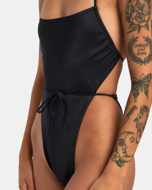 Rvca Solid Swenddal OnePiece Swimsuit Black Women One Pieces