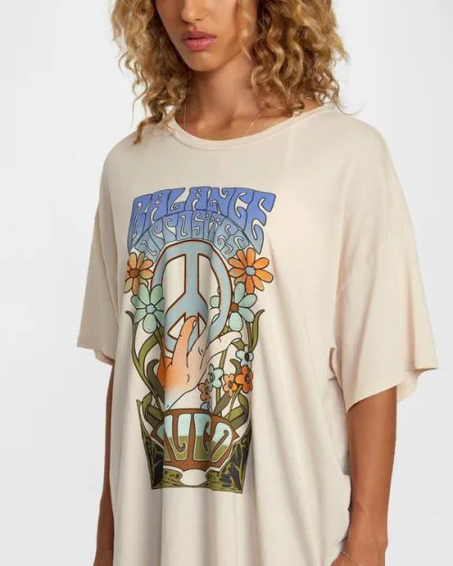 Rvca Uprising Tee Chalk Women Tees and Tanks