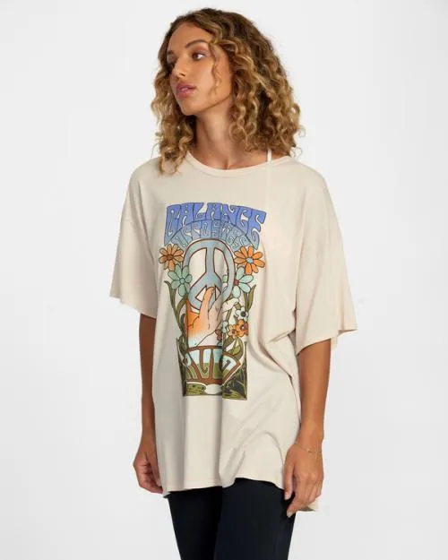 Rvca Uprising Tee Chalk Women Tees and Tanks